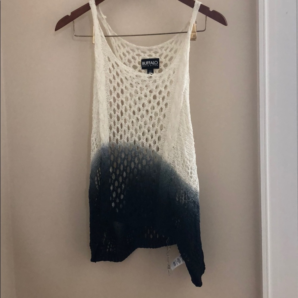 Buffalo David Bitton Top ⭐️